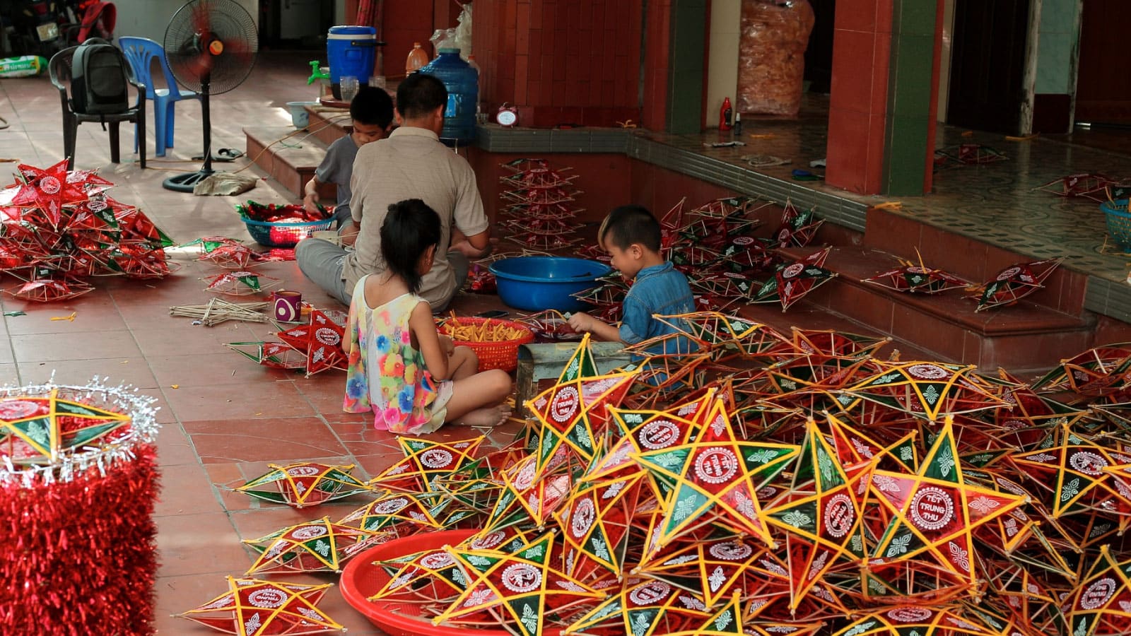 Co-san-san-xuat-den-trung-thu-02