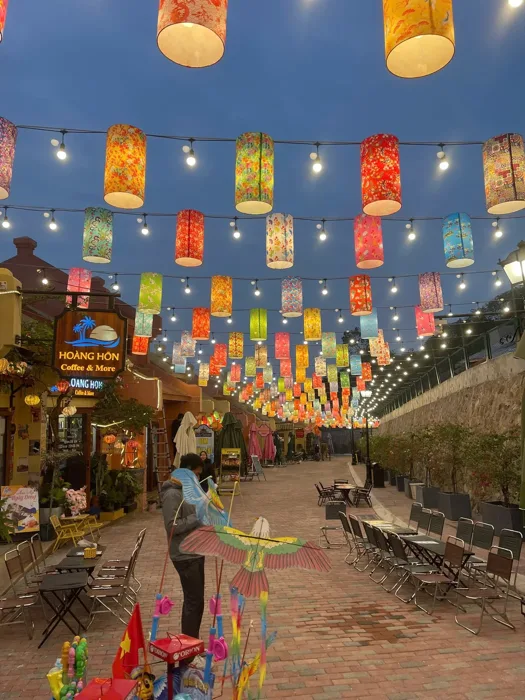 Phố café Hoàng Hôn