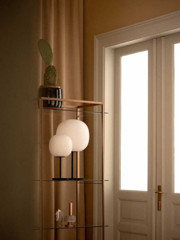 Bộ đèn tối giản